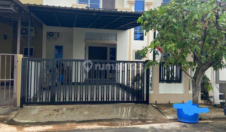 Dijual murah rumah 2 lantai  full renovasi  di bona vista batam  1