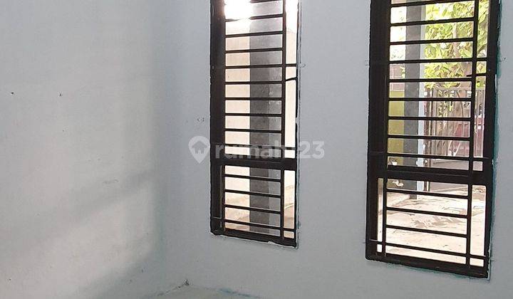 Di Jual Cepat Rumah Luas 8x15 Dengan Row Jalan 15 Meter  2