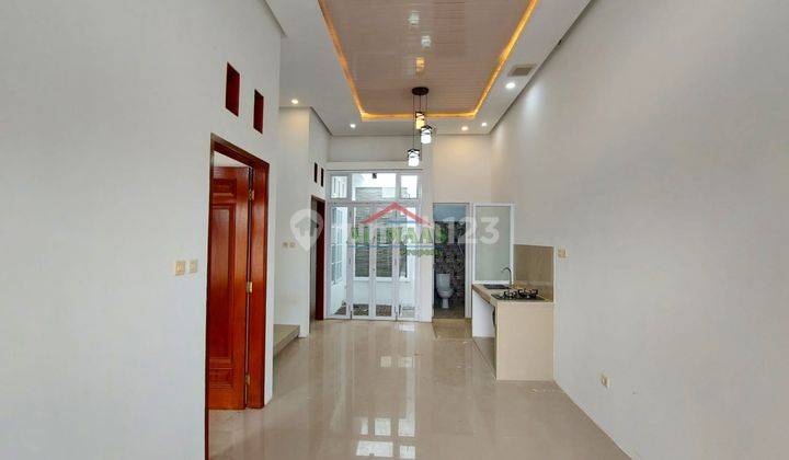 Rumah minimalis modern di bandung          5