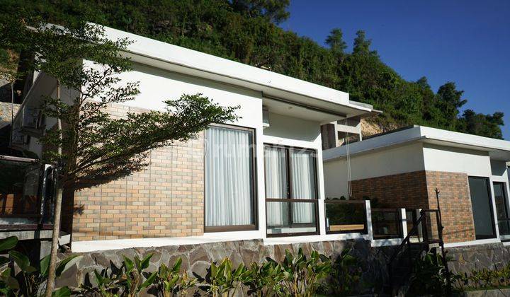 VILA MEWAH DIJUAL MURAH TEPI PANTAI SERUNI 7