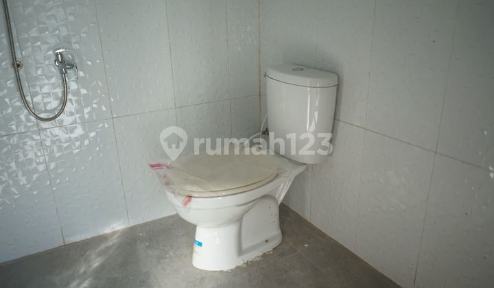 VILA MEWAH DIJUAL MURAH TEPI PANTAI SERUNI 9