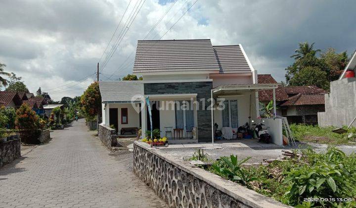 RUMAH MURAH TANAH LUAS DEKAT SMAN 1 SLEMAN 5