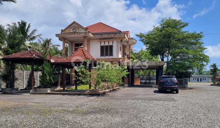RUMAH DIJUAL CEPAT BUTUH UANG TEPI JALAN RAYA PURWOREJO  4