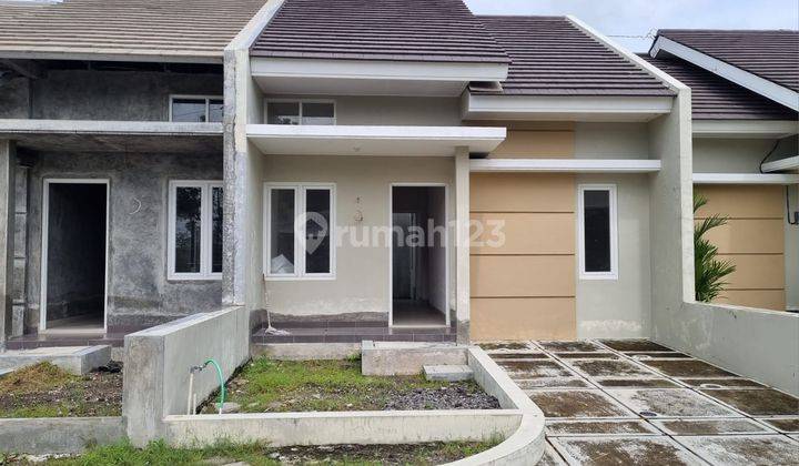 RUMAH SIAP HUNI MURAH GRATIS SEMUA BIAYA DI PLUNENG 2