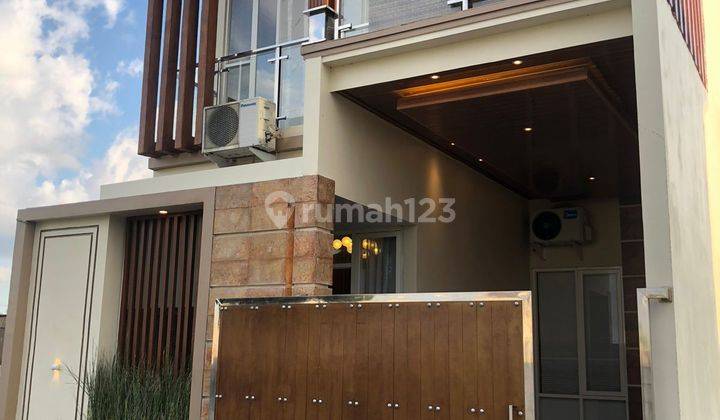 RUMAH MEWAH DIJUAL SETENGAH HARGA DI KOTA MALANG 2
