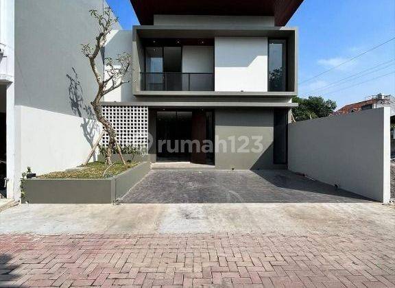 RUMAH MEWAH DEKAT UGM DI CONDONG CATUR SLEMAN 1