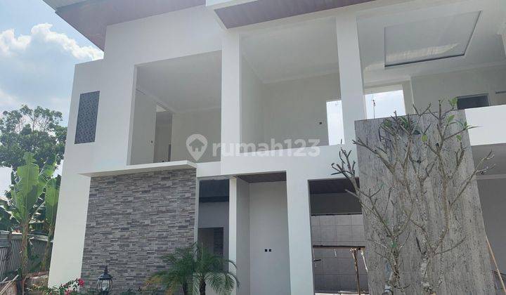 Rumah Mewah Besar Tanah Luas Di Sleman Jogja 2