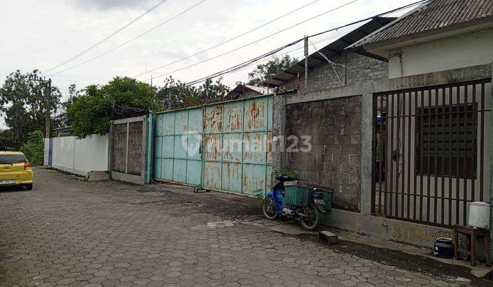 Gudang Besar Tanah Luas Dekat Jl. Raya Jogja Solo Di Kalasan 1