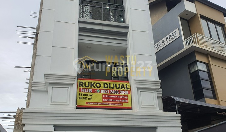 New Cheap Ruko in South Jakarta Near Aulia Hospital New Cheap Ruko in South Jakarta Near Aulia Hospital