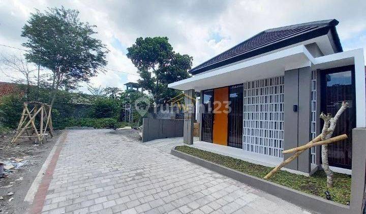 Rumah Cantik Murah Dekat Kampus Unriyo Di Kalasan 2