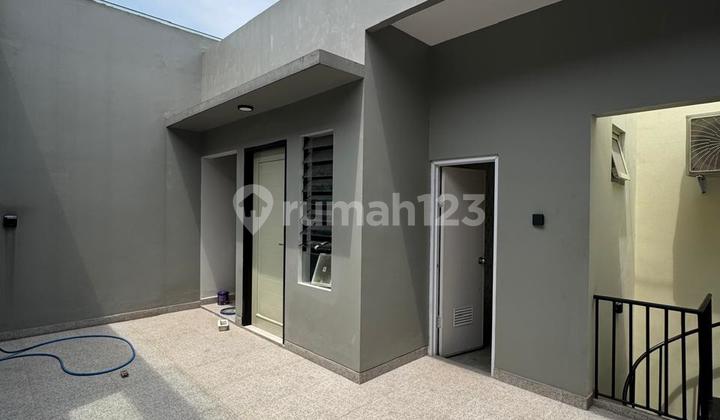 Rumah Alam Sutera Feronia Brand New Furnished Lokasi Strategis Dekat Tol Jakarta Dan Dekat Pasar 8 Dekat Living World 2