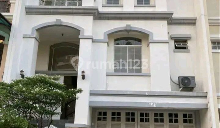 Dijual Rumah Pik 1 Cendana Golf Bgm Murah