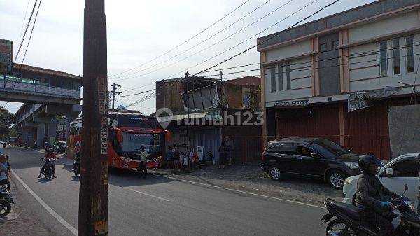 Ruko Strategis Gilingan Dekat Tirtonadi Solo Siap Pakai 2