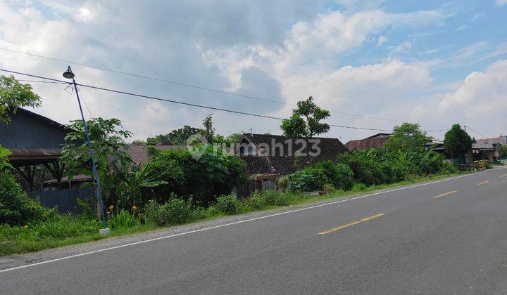 Dijual Tanah Pekarangan Bonus Bangunan di Padas, Ngawi 1