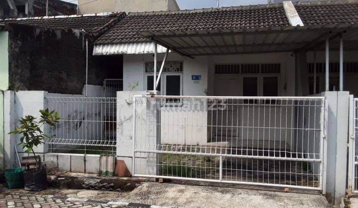 Dijual Rumah 2 Kavling Jadi 1 di Gading Permai, Grogol, Sukoharjo 2