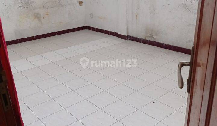 Dijual Ruko 3 Lantai Strategis di Jl. Veteran, Solo 2