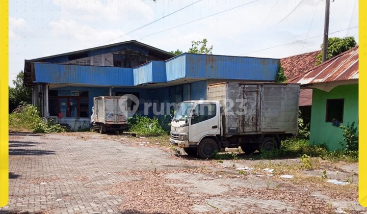 Strategic Warehouse in Ceper Klaten with container access