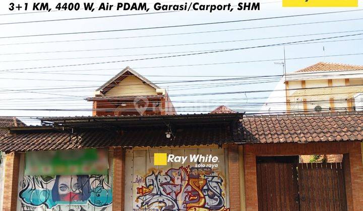 Dijual Rumah Bisa Untuk Usaha di Jl Utama Jaten, Karanganyar 1