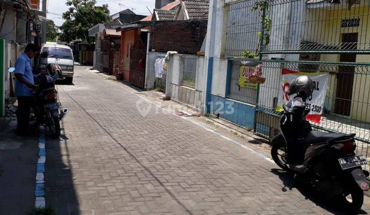 Dijual Rumah Lama Butuh Renov di Perumahan Gedangan, Solo Baru 2