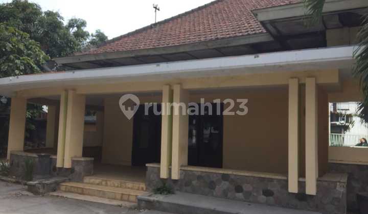 Rumah Luas Bisa Untuk Usaha di Jl. K.H Samanhudi, Laweyan Solo 2
