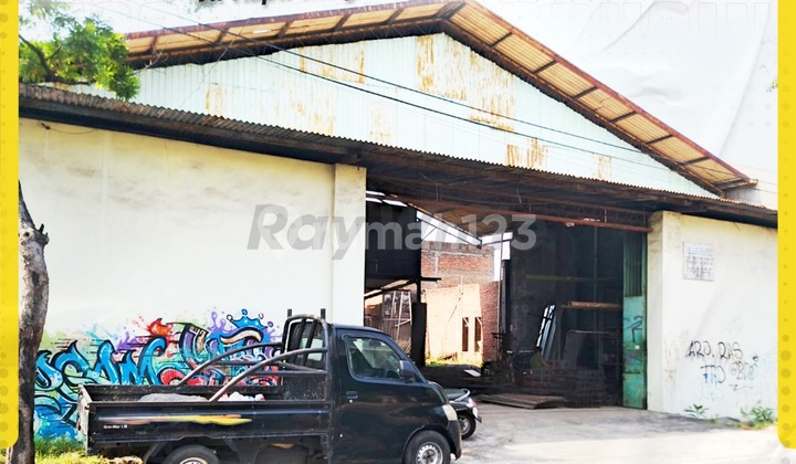 Ruang Usaha Strategis di Jl Kapten Mulyadi Kawasan Bisnis Pasar Kliwon Solo