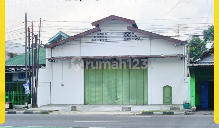 Gudang Strategis Nol Jalan Raya di Diponegoro Kartasura Sukoharjo Gudang Strategis Nol Jalan Raya di Diponegoro Kartasura Sukoharjo