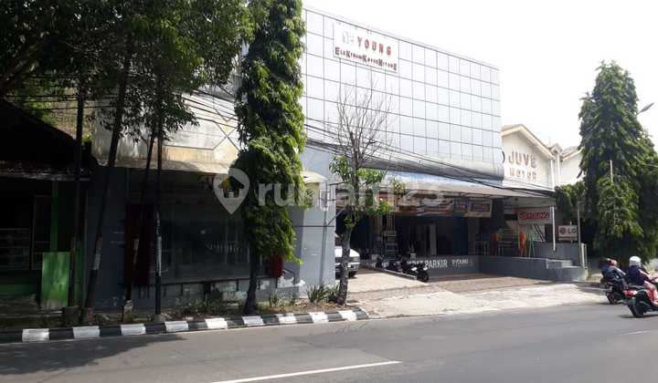 Premium Business Space on A. Yani Street, Wonogiri - 24m Front Width Premium Business Space on A. Yani Street, Wonogiri - 24m Front Width