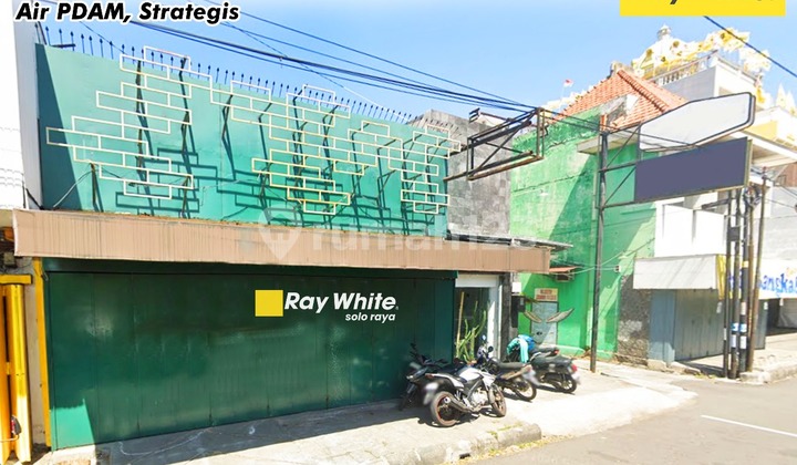 Ruko Tengah Kota, Kawasan Pertokoan Ramai Jl. Yos Sudarso, Solo Ruko Tengah Kota, Kawasan Pertokoan Ramai Jl. Yos Sudarso, Solo