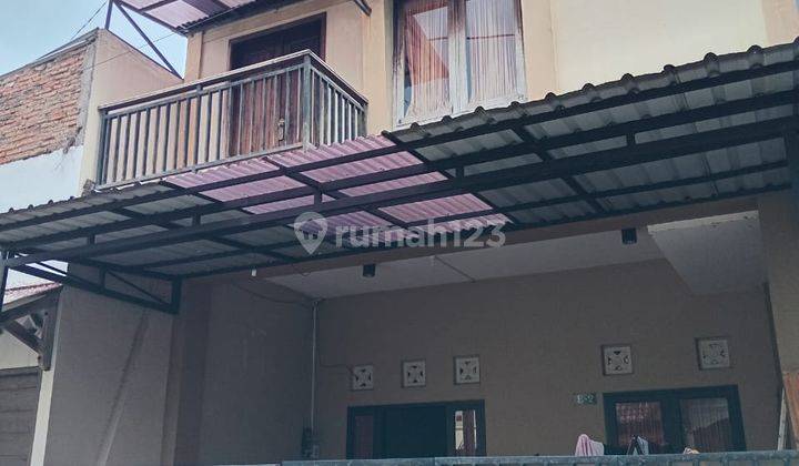 Dijual Cepat Rumah Bagus Terawat 2 Lantai di Gentan, Baki 1