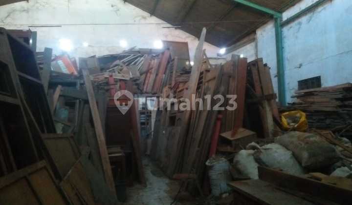 Dijual Gudang Semanggi Pasar Kliwon, Siap Pakai, Akses Kontainer