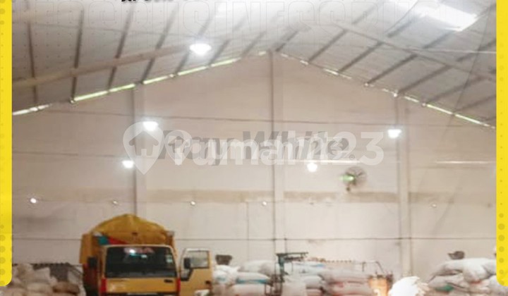 New Strategic Warehouse on Jl. Solo-Purwodadi, Gondangrejo