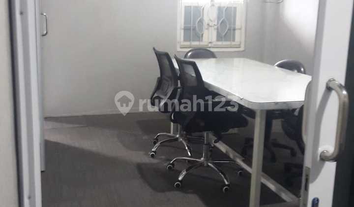 For Rent: Spacious & Strategic Yard House in Danukusuman Serengan 2