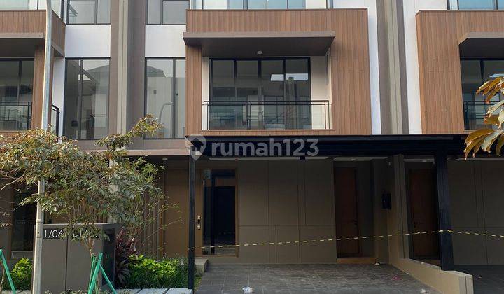 Rumah Mewah Baru Serah Terima di The Zora Bsd City 8x15 Lt. 120m2, Lb. 208m2,  1