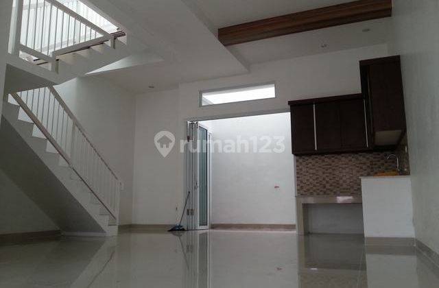 Rumah Sektor 8B Gading Serpong Siap Huni Minimalis 2 Lantai Lt. 90. Lb. 120 2