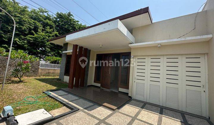 Rumah Baru di Manyar Kartika, Surabaya Lokasi Strategis