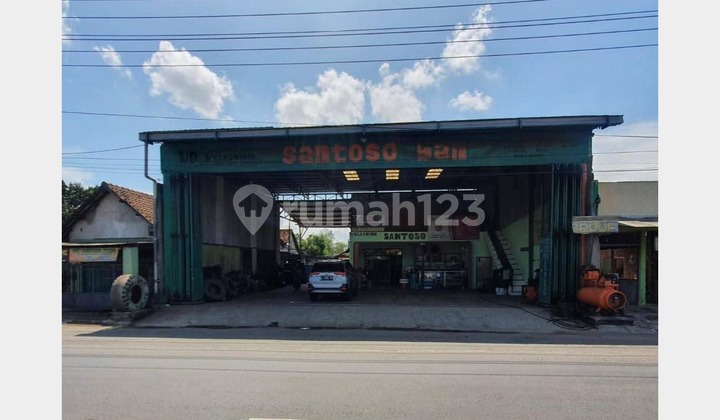 Strategic Location Workshop, Affordable on Raya Totok, Kerot, Mojokerto