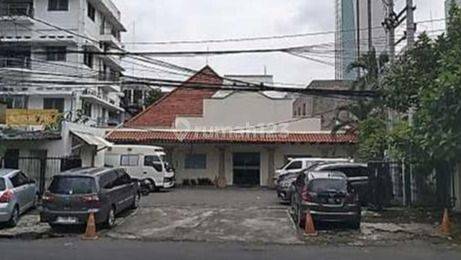 Klinik Lokasi Strategis, Nol Jalan Raya Sumatera, Gubeng, SBY