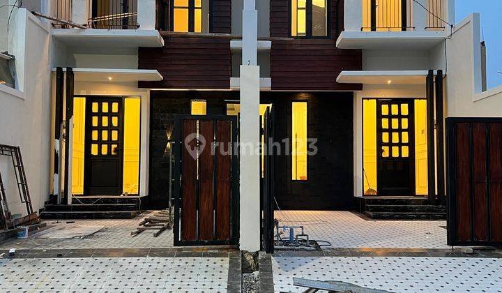 Rumah Baru Mewah 2lt di Ketintang Surabaya Selatan Dekat Royal 1