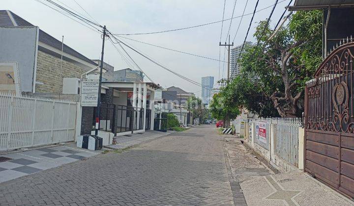 RUMAH HITUNG TANAH Darmo Permai - Surabaya Barat dekat PTC 2