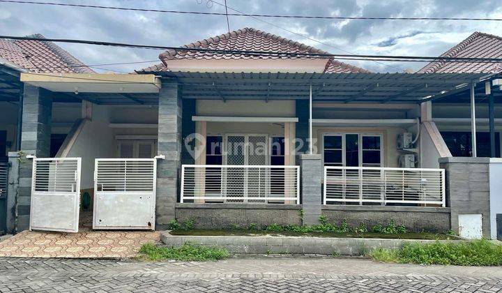 Rumah Bagus Terawat Selangkah ke Merr, Panjangjiwo, UPN 1