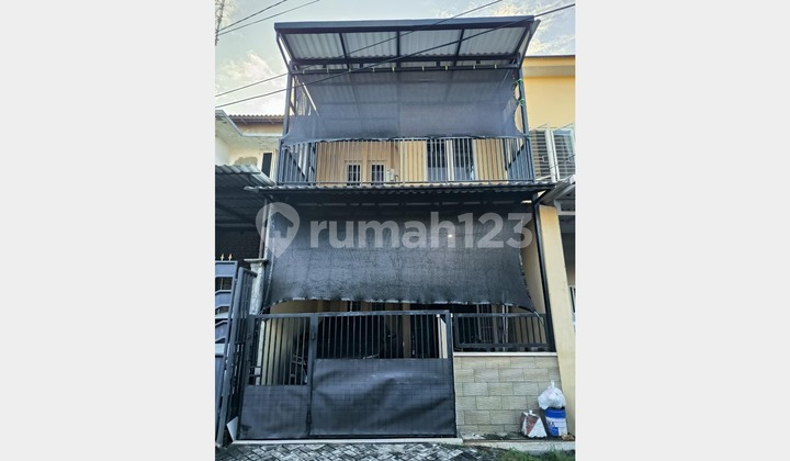 Rumah 2Lt Siap Huni di Ploso Dekat Unair Galaxy Mall, Surabaya Rumah 2Lt Siap Huni di Ploso Dekat Unair Galaxy Mall, Surabaya