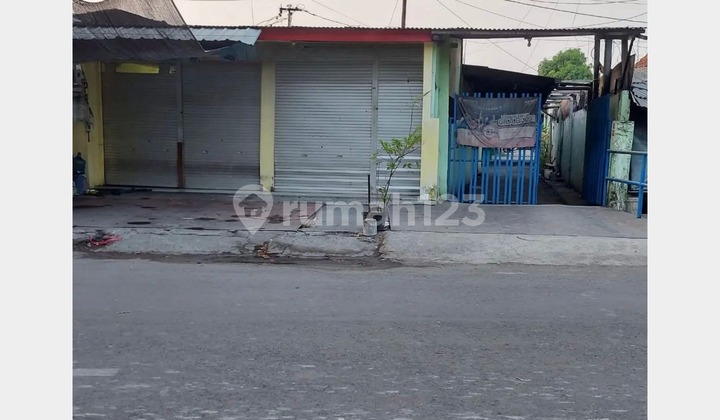 Rumah Kost Prospek Banget Dekat Kampus ITS, Surabaya