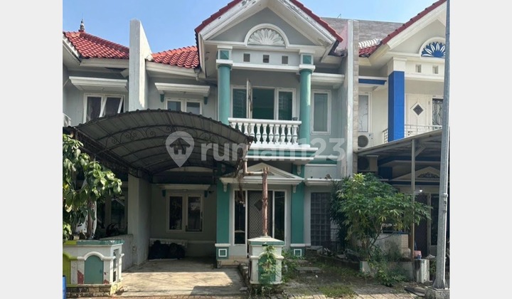 Rumah 2 Lantai, Bagus & Strategis di Pakuwon City, SBY