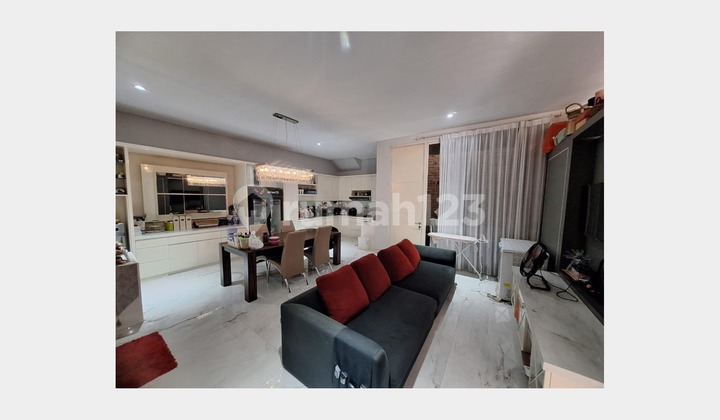 Rumah Bagus dan Ciamiiiik di Pakuwon City, Surabaya 2