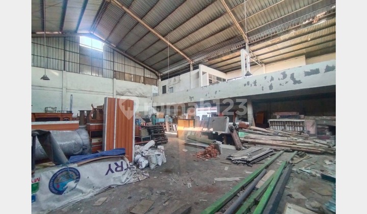 Gudang Lokasi Strategis dan Ciamiiik di Ploso Baru, Surabaya
