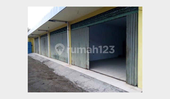 Gudang Lokasi Super Strategis, Dekat Alun-Alun Kota Jombang Gudang Lokasi Super Strategis, Dekat Alun-Alun Kota Jombang