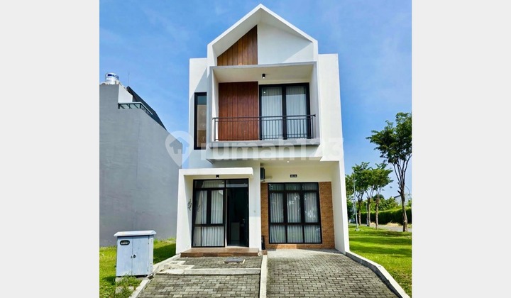 Rumah Baru, Furnish, Dekat Pakuwon City Mall, Surabaya