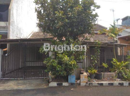 Dijual Murah Rumah Hitung Tanah, Dekat Galaxy Surabaya 1