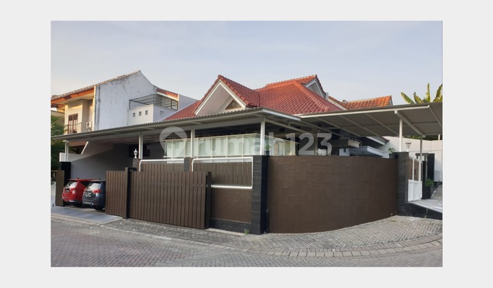 Rumah Siap Huni, Bagus & Strategis Dekat G-Walk, Citraland, Sby
