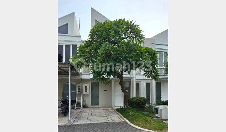 Rumah Murah, Lokasi Strategis, Grand Pakuwon, Surabaya 2